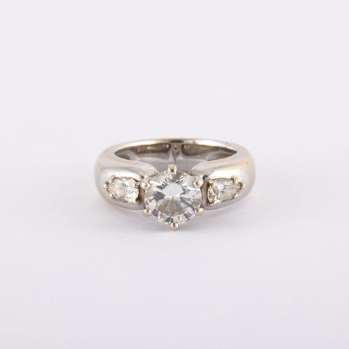 Bague 50 Bague Solitaire épaulé diamants poire 58 Facettes JE513