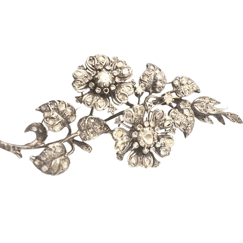 Broche Broche S.XIX époque antique or 18 kts et argent avec diamants 58 Facettes Q954A (910)