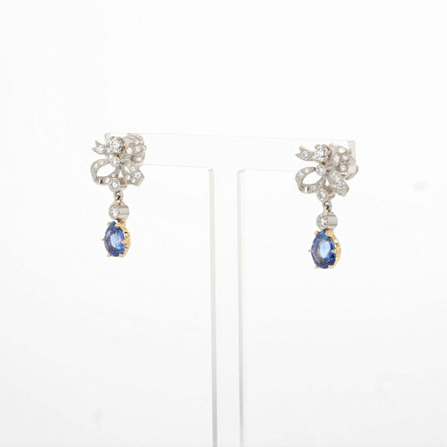 Boucles d'oreilles Boucles d'oreilles noeuds de diamants et saphirs 58 Facettes AR0009121