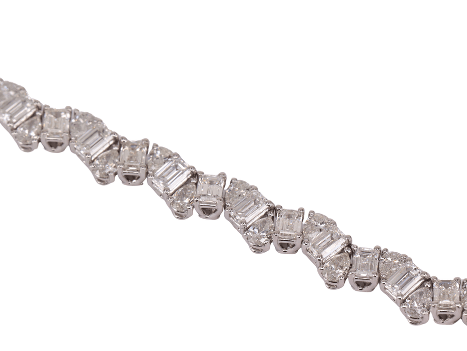 Bracelet Bracelet Vague Diamants tailles émeraude et poire 58 Facettes 3335