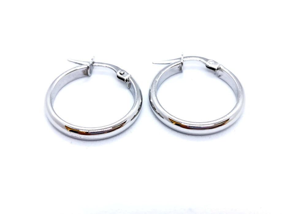 Boucles d'oreilles Boucles d'oreilles Créoles Or blanc 58 Facettes 990296CD