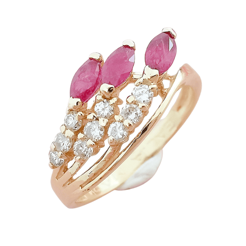 Bague Bague Rubis navettes Diamants 58 Facettes AA 1569