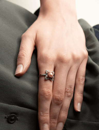 Bague 53 Bague en or jaune, perle et rubis naturels 58 Facettes