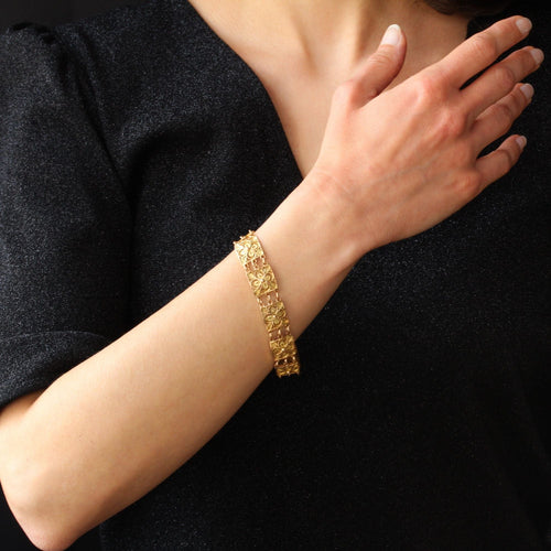 Bracelet Bracelet en or à maillons carrés filigranés 58 Facettes 21-047