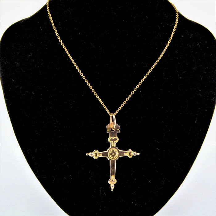 Pendentif Croix ancienne Jeannette en or 58 Facettes 20-521