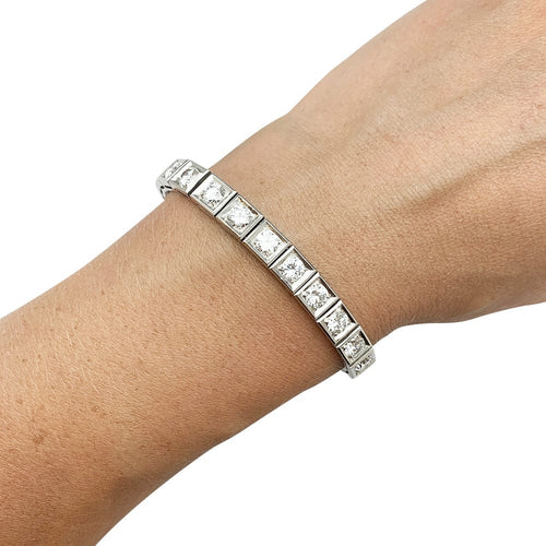 Bracelet Bracelet ligne diamants en platine. 58 Facettes 30600
