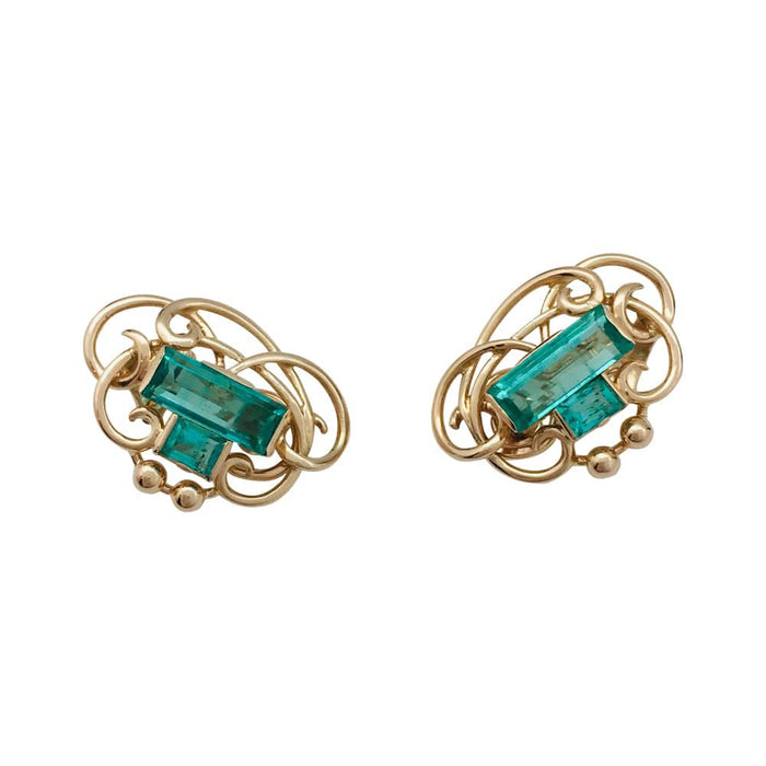 Vintage earrings, yellow gold and emeralds.