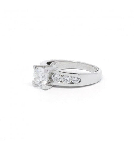 Bague 49 / Blanc/Gris / Or 750 Bague Solitaire Accompagné Diamant 0.87 Carat 58 Facettes R160701