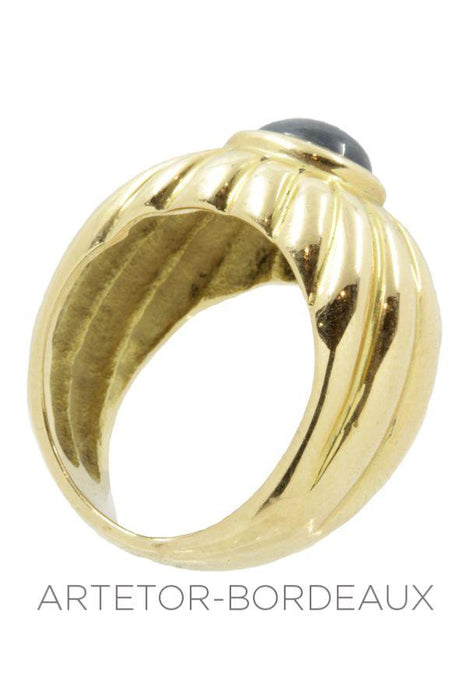 Sapphire bangle ring