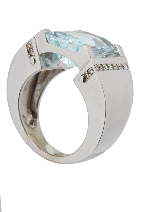 Bague 55 Bague moderne Aigue-marine et diamants 58 Facettes