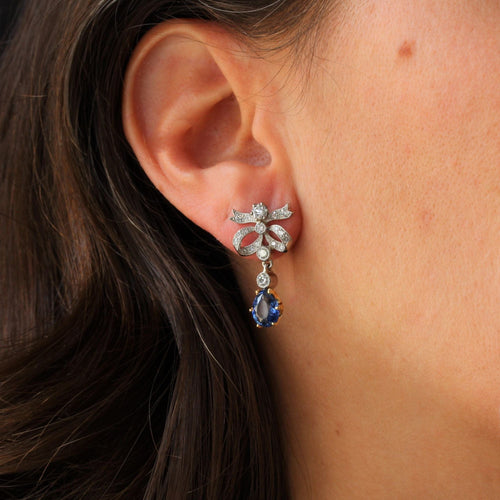 Boucles d'oreilles Boucles d'oreilles noeuds de diamants et saphirs 58 Facettes AR0009121