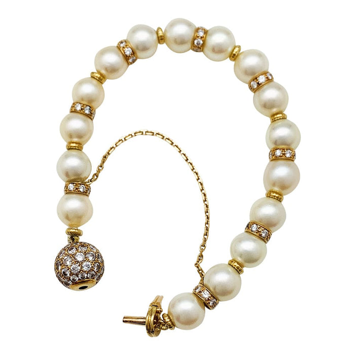 Bracelet Bracelet perles akoyas en or jaune et diamants. 58 Facettes 30509