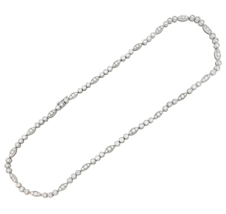 Cartier “Dentelle” necklace necklace in platinum, white gold and diamonds. 58 Facettes 29275