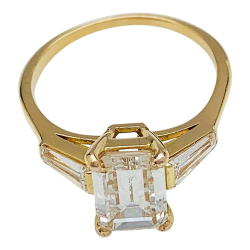 Bague 52 Bague diamant taille émeraude 2 carats, or jaune. 58 Facettes 30566
