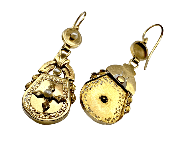Boucles d'oreilles Boucles d’oreilles perles fines Napoléon III 58 Facettes AB300