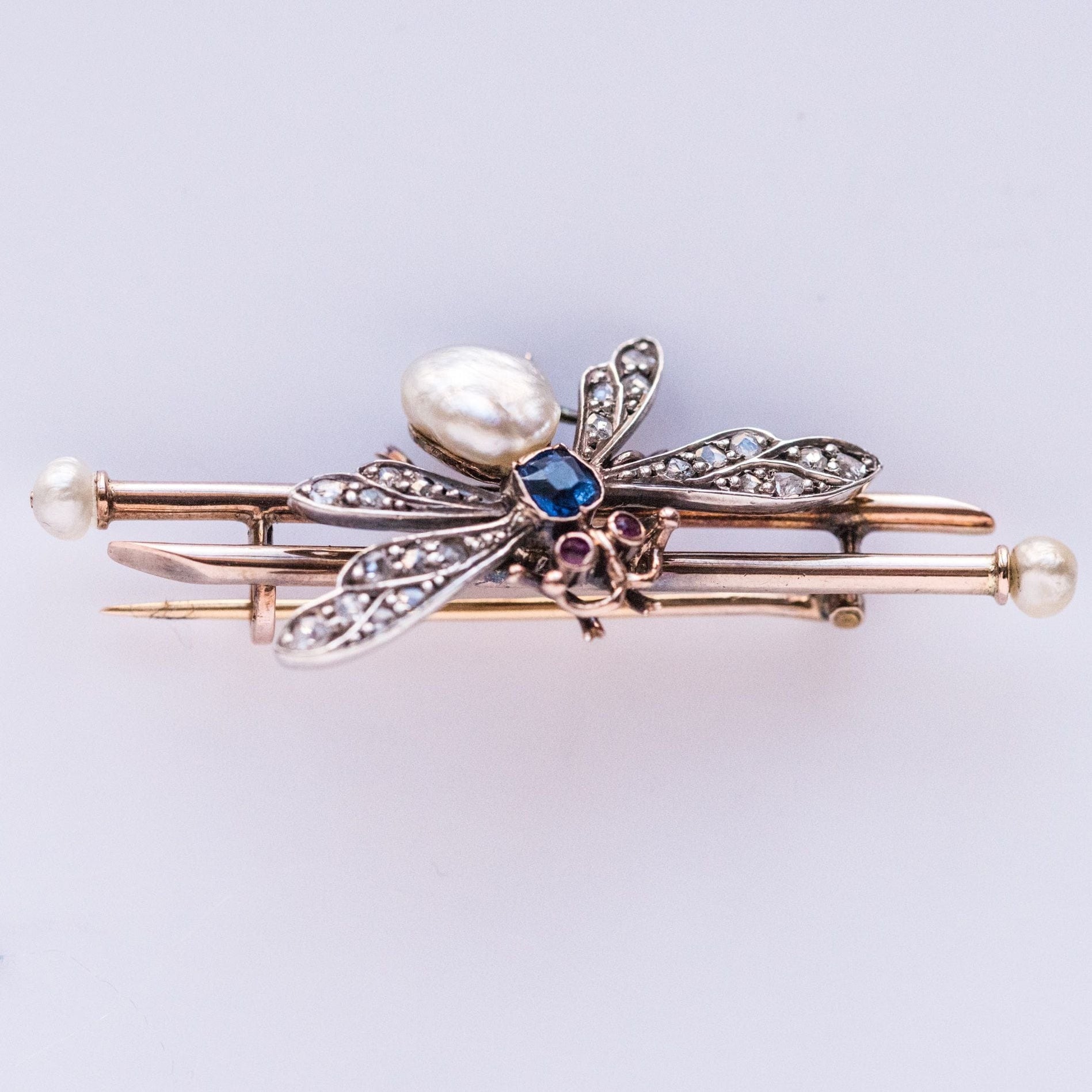 Broche Ancienne Insecte - Plaqué Or, Strass Vert Et Diamant, Porcelaine - Occasion