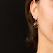 Boucles d'oreilles Boucles d'oreilles anciennes noeuds d'or et de cheveux 58 Facettes 19-073
